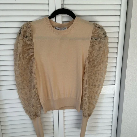 Zara knit puff sleeve sweater - Picture 1 of 5